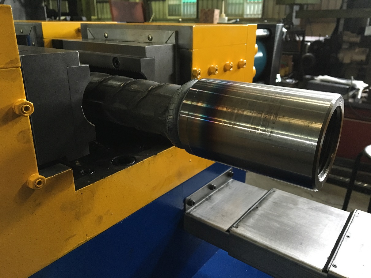 18分鋼筋, 鋼筋續接器